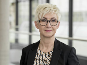 Read more about the article ZV Präsidentin Manuela Härtelt-Dören in das ZDH-Präsidium gewählt